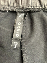Load image into Gallery viewer, Torrid Pants Womens 2 (35x25) Black Pull On Faux Leather Nylon Spandex Stretch