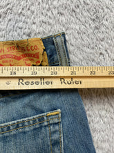 Load image into Gallery viewer, Levis 550 Jeans Adult 40x30 Denim Blue Straight Leg Relaxed Fit Streetwear Mens