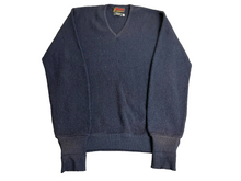 Load image into Gallery viewer, Pro's Pride by Hepner Sweater Adult Medium Navy V-Neck Wool Alpaca Outerwear Men
