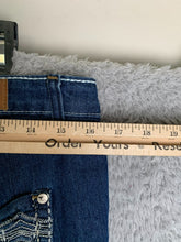 Load image into Gallery viewer, DO Denim Jeans Womens 9x32 (33x30.5) Blue Whiskered Spandex Embroidered Ladies