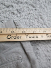 Load image into Gallery viewer, J Crew Shorts Adult 32"x10.5" Flat Front Casual Baumwolle Golf Chino Mens