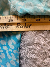 Load image into Gallery viewer, Soft Surroundings Shirt Womens Medium Blue AOP Floral Boho Silk Button Up Tunic