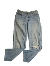 Load image into Gallery viewer, Lauren Ralph Lauren Jeans Womens 8 (30x29) Blue Whiskered Destroyed Thrashed