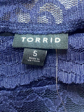 Load image into Gallery viewer, Torrid Shirt Womens 5 5X Peacoat Lace Boat Neck Boho Peasant Blouse Plus NWT