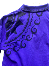 Load image into Gallery viewer, North Coast Sweater Adult Medium Black Purple 1/4 Zip Collared Tattoo Artsy Mens