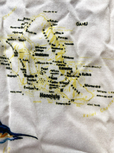 Load image into Gallery viewer, Munsingwear Shirt Adult Extra Large White AOP Fish Camp Button Up Hawaiian Mens