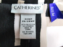 Load image into Gallery viewer, Catherines Shirt Womens 26/28WP Button Up Geometric Casual Blouse Petite Ladies