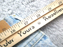 Load image into Gallery viewer, Vintage Lee Jeans Adult 36x30 Blue Light Wash Riders 5 Pocket Denim 90s Mens