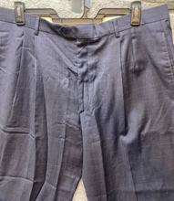 Load image into Gallery viewer, Wool Pants Adult 40x28 Navy Pleated Wool Straight Leg Casual Italy Dress Mens