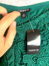 Load image into Gallery viewer, Torrid Shirt Womens 2 Green Lace Trim Flowy Babydoll Blouse Boho Rayon NWT