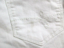 Load image into Gallery viewer, Levis Denizen Jeans Womens 28x26.5 White Low Rise Jegging Tapered Casual Ladies