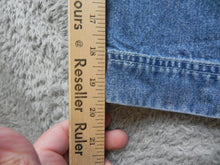 Load image into Gallery viewer, Lauren Ralph Lauren Jeans Womens Medium (31x19.5) Wide Leg Cropped Denim Ladies