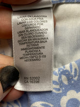 Load image into Gallery viewer, Villager by Liz Claiborne Pants Women 16 (37x18) Light Blue Stretch Capri Hippie