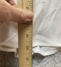 Load image into Gallery viewer, Torrid Shirt Womens 3 3X Ivory Button Up Rayon Loose Boxy Peasant Casual Plus