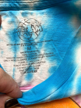 Load image into Gallery viewer, Bugs Bunny Shirt Adult Medium Blue Tie Dye SPACE JAM Looney Tunes Basketball Men