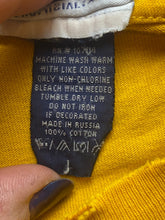 Load image into Gallery viewer, VTG Wichita State Shockers Shirt Adult Large Yellow Cadre NCAA Sportswear Mens
