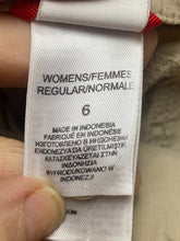 Load image into Gallery viewer, The North Face Pants Women 6 (32x31) Khaki Straight Leg Outdoor Drawstring Nylon