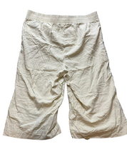 Load image into Gallery viewer, Torrid Pants Womens 3 (45x20) Beige Wide Cropped Capri Linen Rayon Spandex Lady