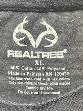 Load image into Gallery viewer, Realtree Shirt Adult Extra Large Black American Flag Deer Hunting USA Mens