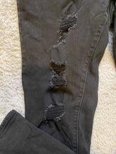 Load image into Gallery viewer, Torrid Jeans Womens Extra Large (38X27) Black Denim Skinny Distressed Ladies