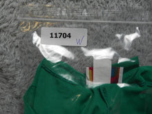 Load image into Gallery viewer, VTG CEST CA! Shirt Womens Large Solid Plain Short Sleeve Casual Blouse Ladies