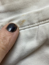 Load image into Gallery viewer, Vineyard Vines Shorts Adult 34x8 Ivory Ivory Flat Front Bermuda Whale Mens