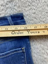 Load image into Gallery viewer, FRAME Jeans Womens 30x26 Blue Denim Le Sylvie Slender Straight Raw Hem Stretch