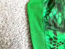 Load image into Gallery viewer, HUK Shirt Adult Small Green Performance Fishing Outdoor Spandex Camo Inferno Men