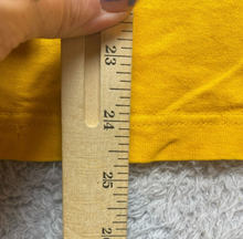 Load image into Gallery viewer, VTG Wichita State Shockers Shirt Adult Large Yellow Cadre NCAA Sportswear Mens