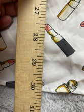 Load image into Gallery viewer, TORRID x Harper Shirt Womens 2 White AOP Lipstick Hippie Lightweight Plus Ladies