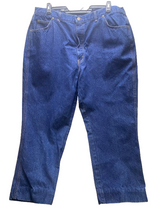 Load image into Gallery viewer, CHIC Jeans Womens 26 Blue Denim Embroidered Logo Flat Front Casual USA Made Lady