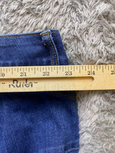 Load image into Gallery viewer, Torrid Jeans Womens 26R Bombshell Skinny Distressed Rayon Spandex Stretch Lady