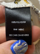 Load image into Gallery viewer, TORRID x Harper Shirt Womens 2 White AOP Lipstick Hippie Lightweight Plus Ladies