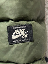 Load image into Gallery viewer, NIKE Vest Adult Medium Hunter Black Goose Down SB 700 Packable Puffer Zip Up Men
