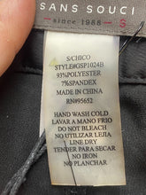 Load image into Gallery viewer, Sans Souci Shorts Womens Small 29x10 Black Pleated Spandex Stretch Bermuda NWT