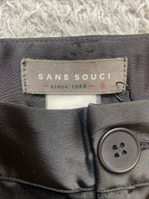 Load image into Gallery viewer, Sans Souci Shorts Womens Small 29x10 Black Pleated Spandex Stretch Bermuda NWT