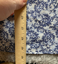 Load image into Gallery viewer, Steel & Jelly Shirt Adult Medium Blue Button Up Allover Print Floral London Mens