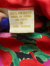 Load image into Gallery viewer, VTG Victoria’s Secret Robe Womens Small Red Green AOP Flower Sleepwear Kimono