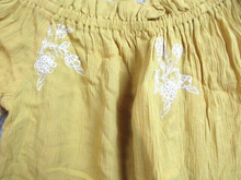 Load image into Gallery viewer, Rebellion Shirt Womens Extra Large Yellow Peasant Cropped Embroidered Rayon NWT