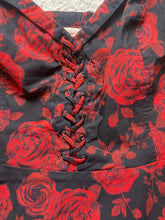 Load image into Gallery viewer, Torrid Shirt Women 6 6X Black Red AOP Flower Sweetheart Lace Up Boho Peplum Plus