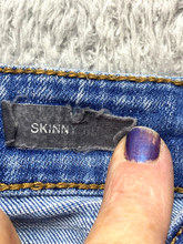 Load image into Gallery viewer, Judy Blue Jeans Womens 7/28 (28x26) Blue Denim Skinny Spandex Stretch Ladies