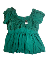 Load image into Gallery viewer, Torrid Shirt Womens 2 Green Lace Trim Flowy Babydoll Blouse Boho Rayon NWT