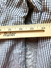 Load image into Gallery viewer, Duluth Trading Co Shirt Adult Medium Navy Gray Wrinkle Fighter Untucked Mens