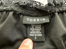 Load image into Gallery viewer, Torrid Shirt Womens 3 Black Lace Lined Nylon Spandex Stretch Boho Blouse Ladies