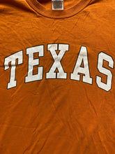Load image into Gallery viewer, Texas Longhorns Shirt Adult Large Orange Spellout Streetwear NCAA Football Mens