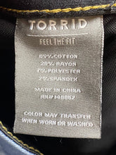 Load image into Gallery viewer, Torrid Jeans Women 22S(41x26.5) Bombshell Skinny Premium Stretch Destroyed Denim