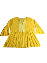 Load image into Gallery viewer, Umgee USA Shirt Womens Large Gold Crochet Lace Trim Boho Peplum Blouse Oversized