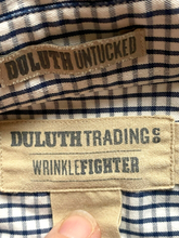 Load image into Gallery viewer, Duluth Trading Co Shirt Adult Medium Navy Gray Wrinkle Fighter Untucked Mens