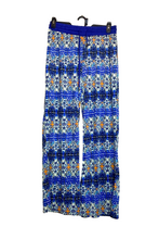 Load image into Gallery viewer, Golden Black Pants Women 1X (32x29) Blue Geometric AOP Festive Boho Spandex Plus