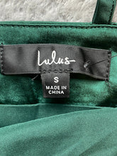 Load image into Gallery viewer, Lulus Dress Womens Small Green Satin Ruffle Cocktail Short Bodycon Spandex NWT